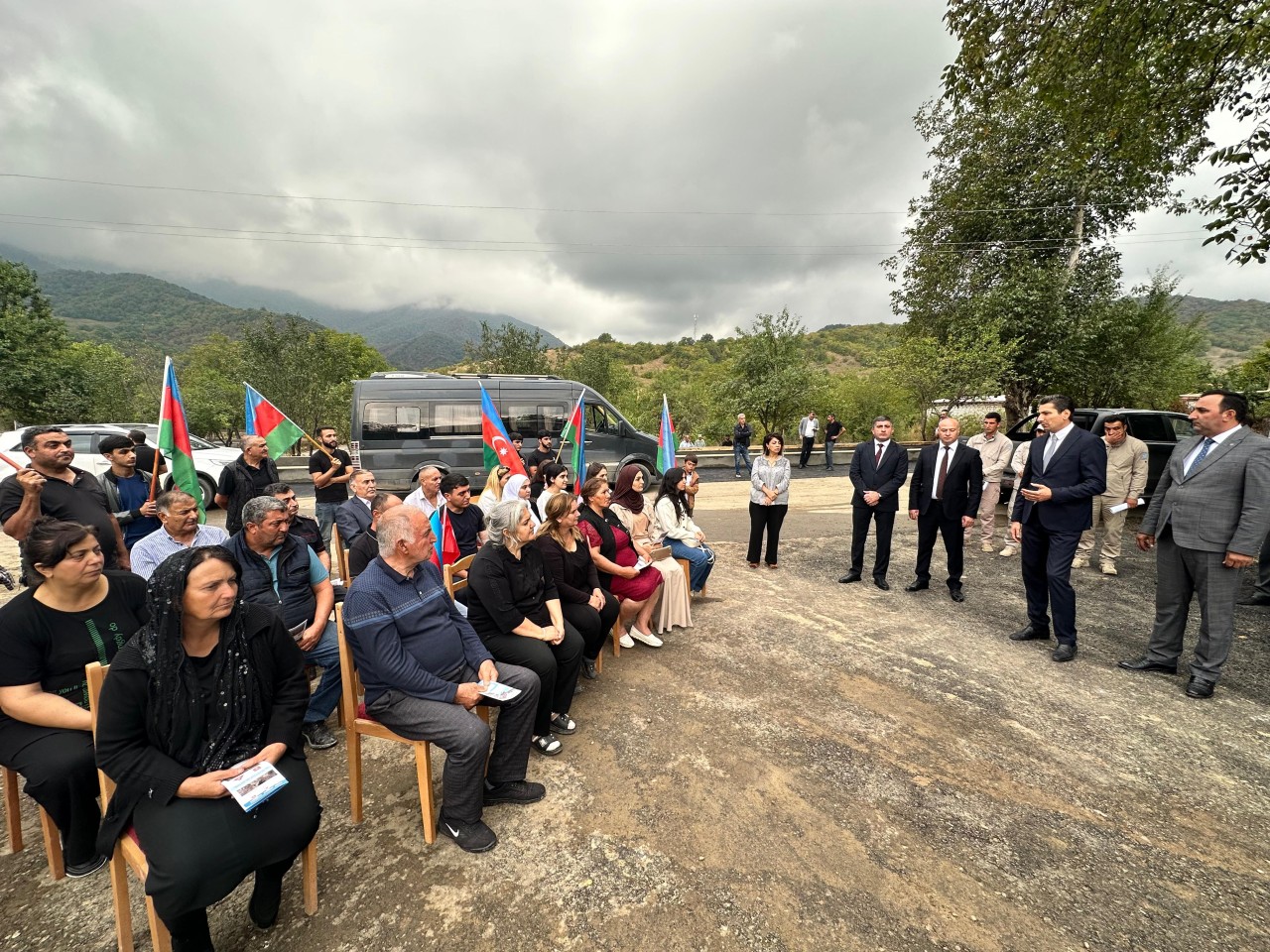 Badara kəndinə yola salınan köç ünvana çatıb - FOTOLAR (YENİLƏNİB)